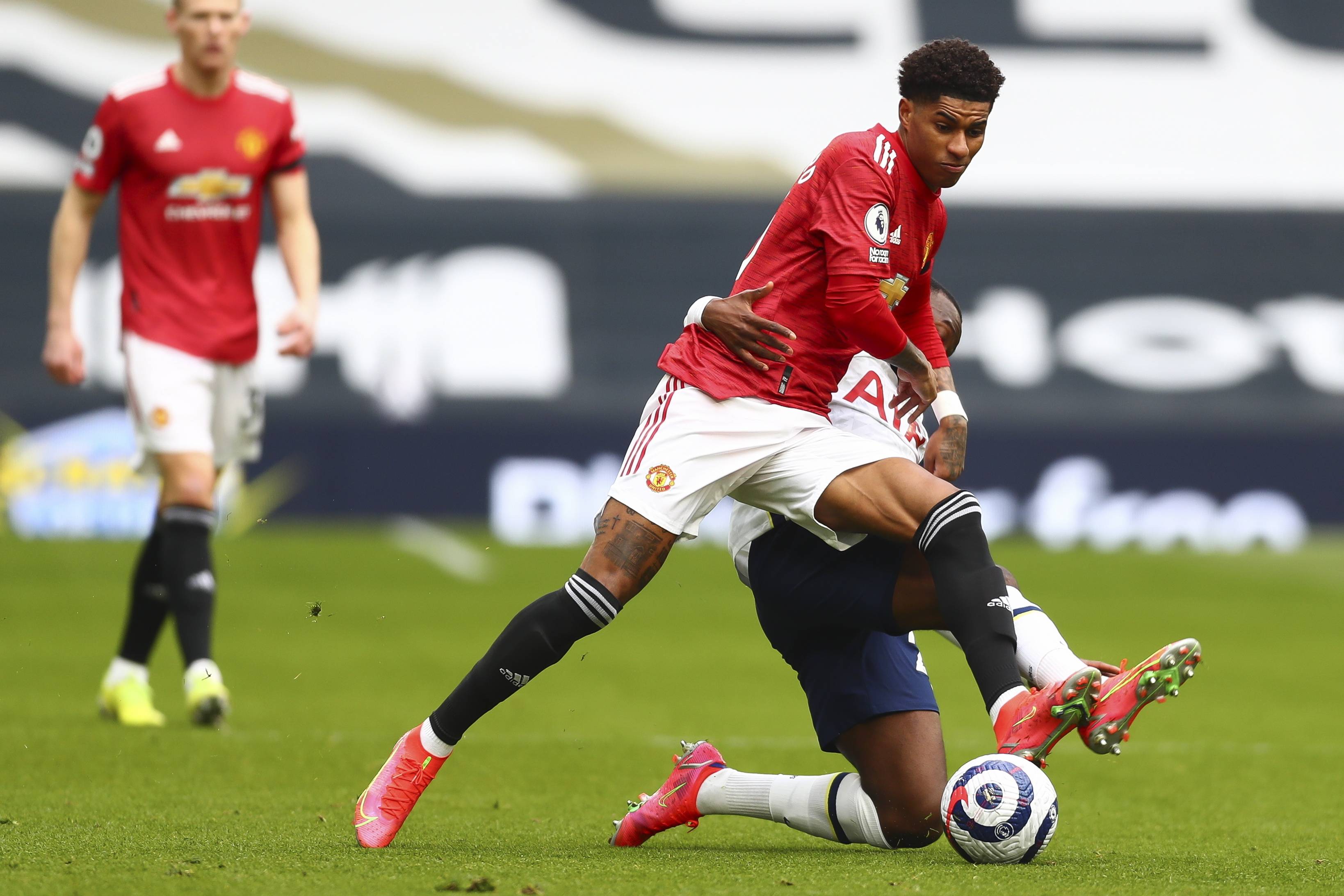 亚马尔就以 亚马尔就以