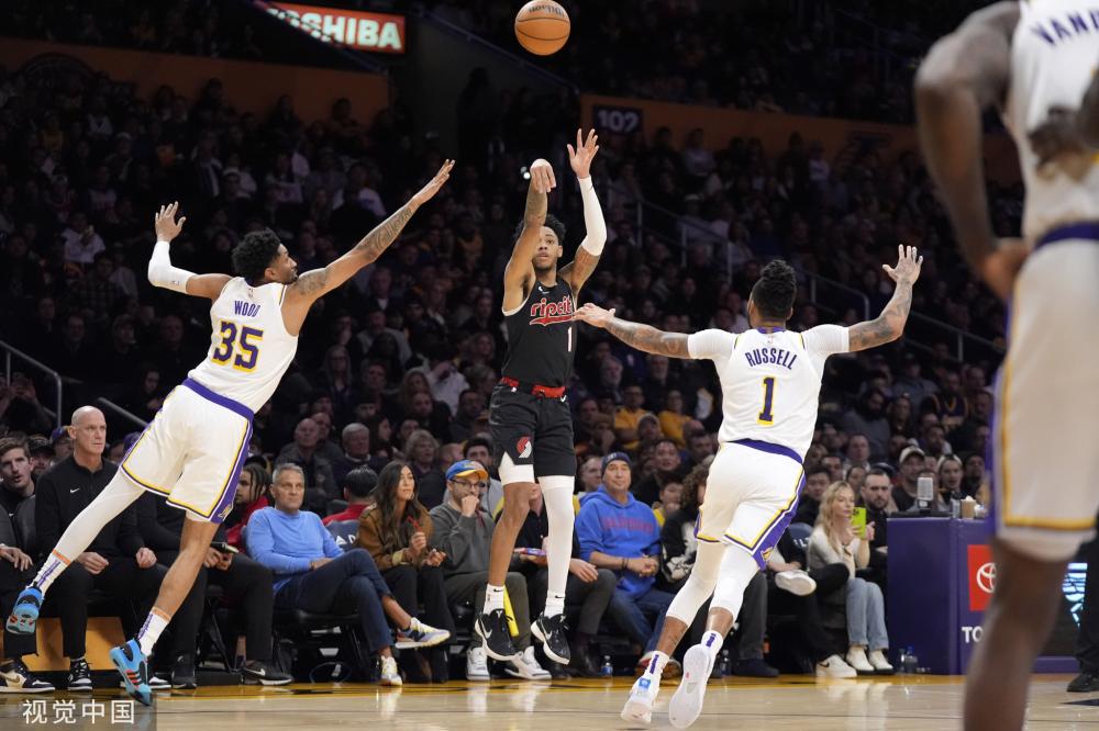 似乎存在着 似乎存在着