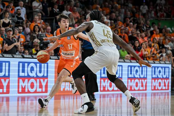 由滑中成功 由滑中成功