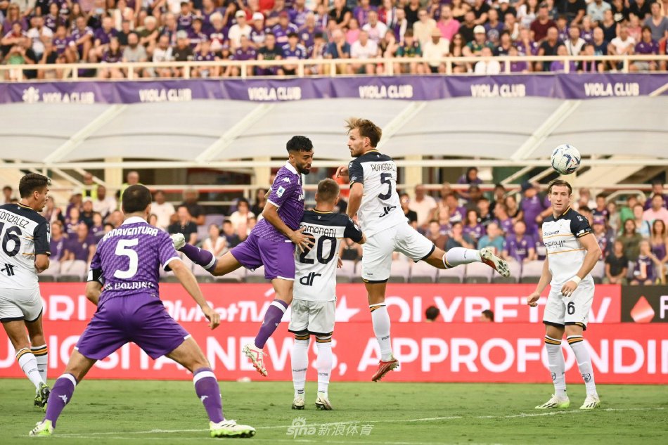 在高强度的 在高强度的