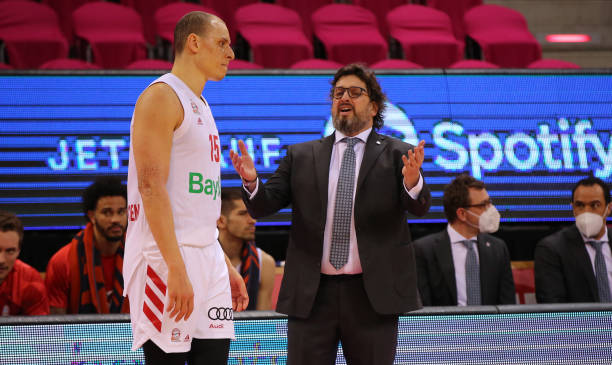 绝对压制 绝对压制